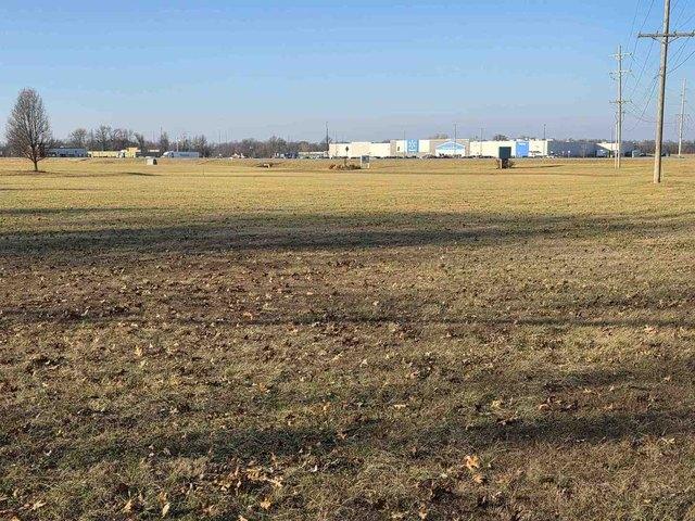 Land for sale in Flora, Illinois