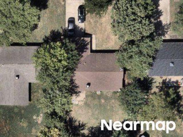 House for sale in Country Village, Coweta