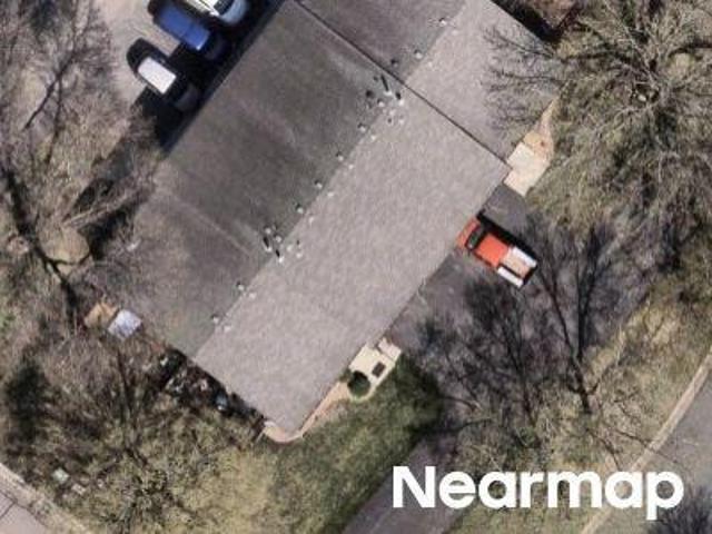 House for sale in Wood Park, Burnsville
