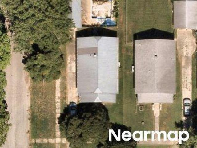 House for sale in Baxter Springs