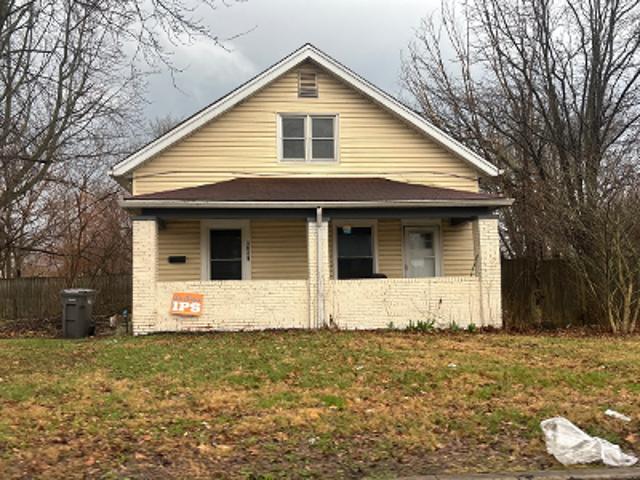 House for sale in Near Eastside, Camby