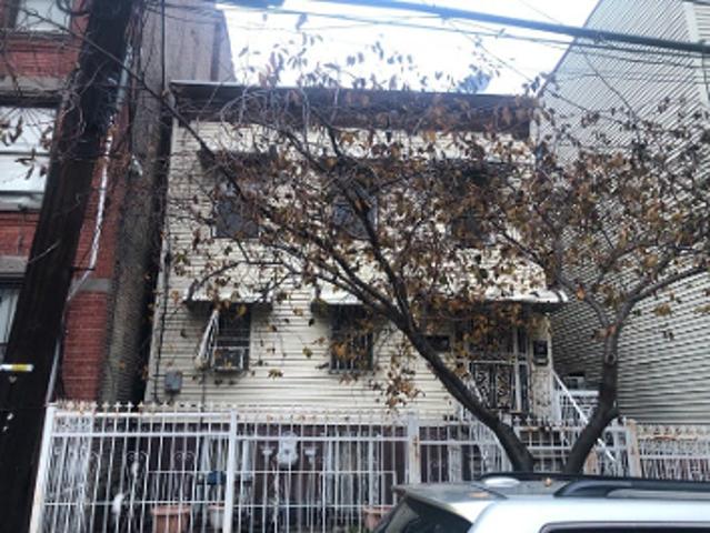 Condo for sale in The Bronx, Arverne