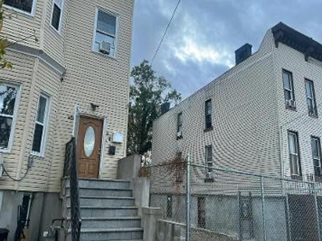 Land for sale in Bronx, New York