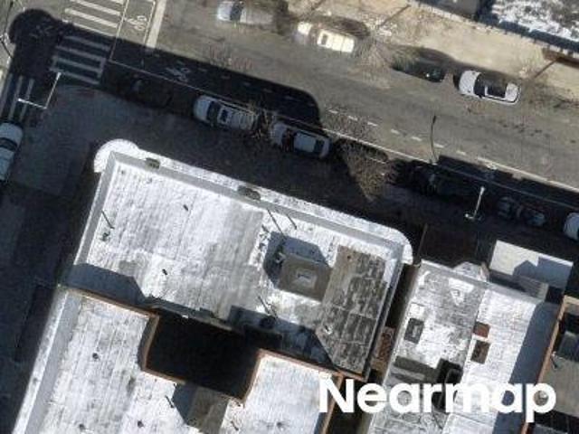 House for sale in The Bronx, Arverne