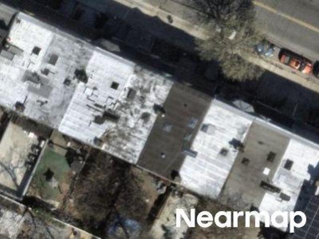 House for sale in The Bronx, Arverne
