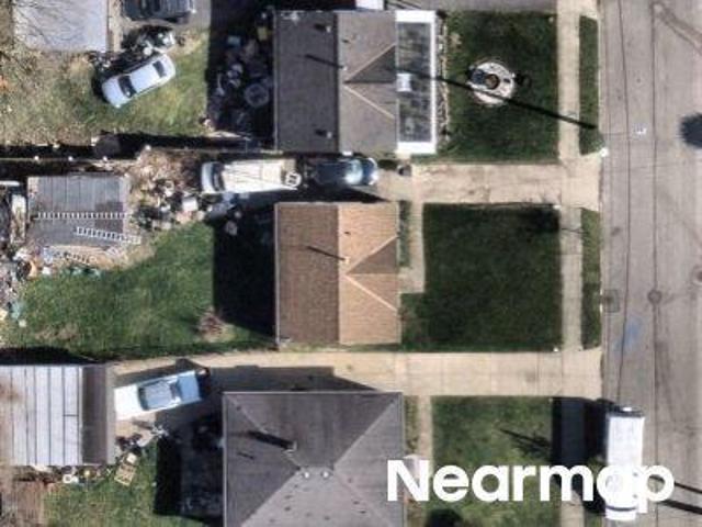 House for sale in Cleveland