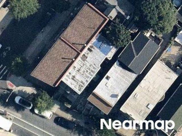 House for sale in The Bronx, Arverne