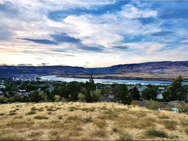 Land for sale in The Dalles, Wasco County