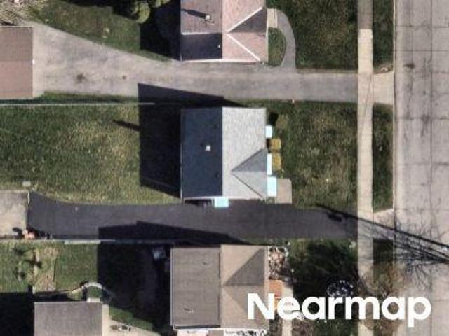House for sale in Beachwood