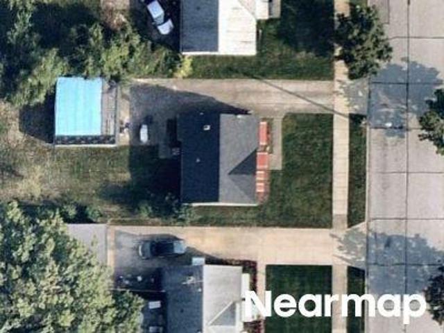 House for sale in Beachwood