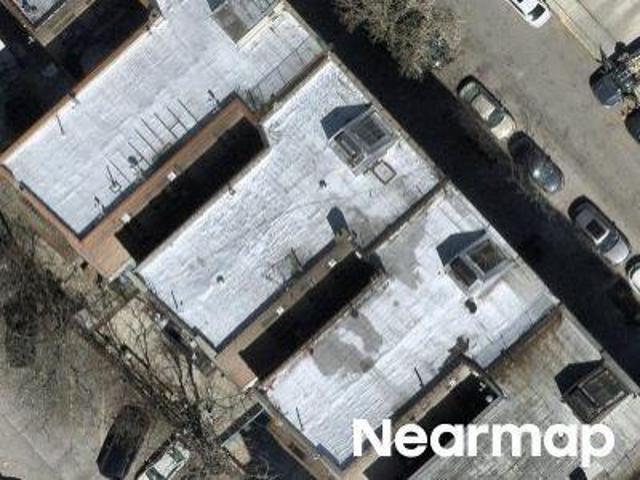 House for sale in The Bronx, Arverne