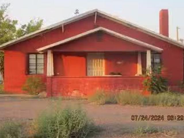 House for sale in Douglas