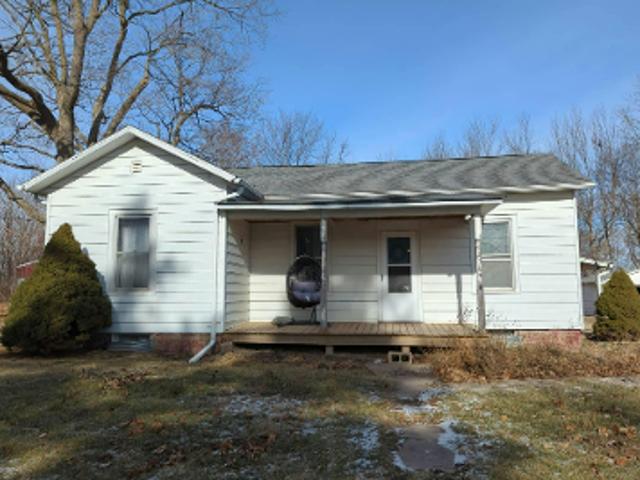 House for sale in Maquon, Illinois