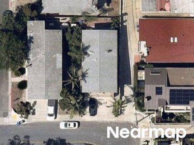 House for sale in Signal Hill, California