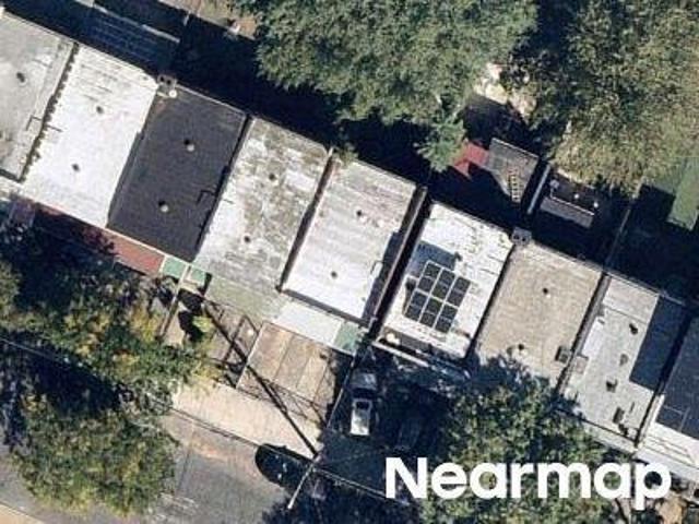 House for sale in The Bronx, Arverne