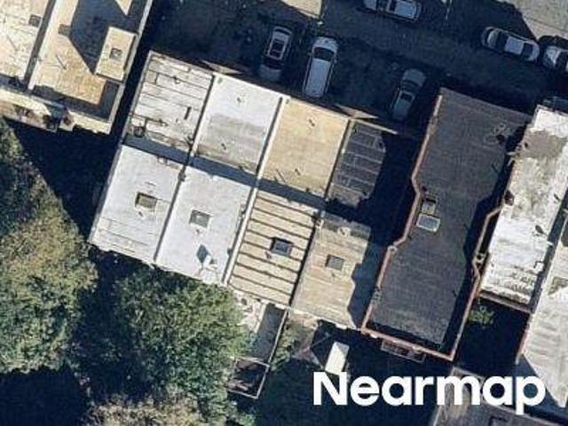 House for sale in The Bronx, Arverne