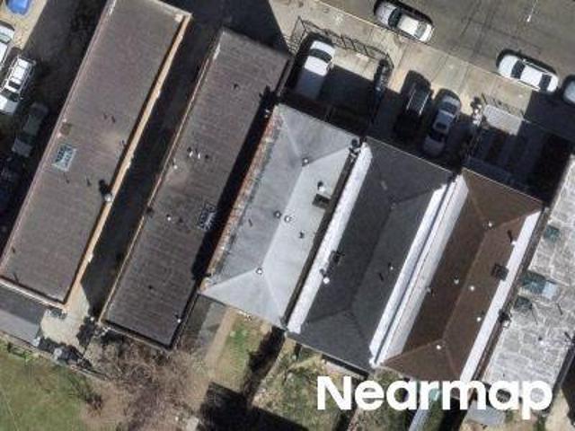 House for sale in The Bronx, Arverne