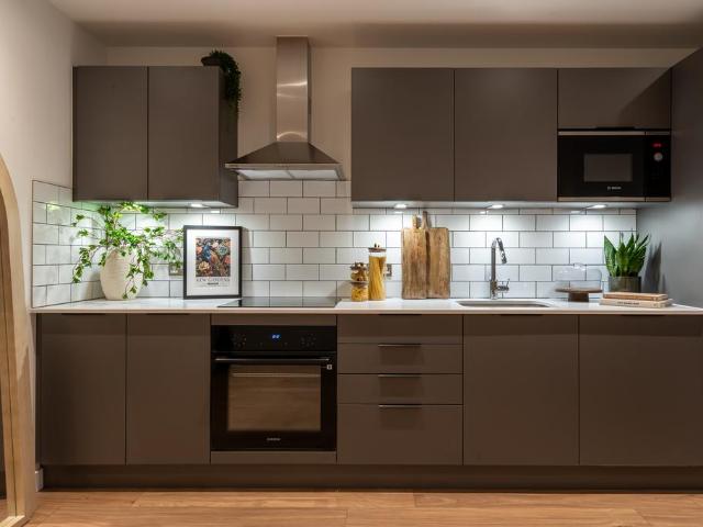 Apartment for rent in London Borough of Hounslow, Strand