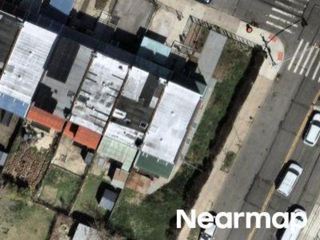 House for sale in The Bronx, Arverne