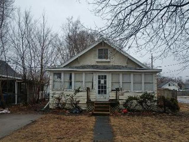 House for sale in Des Moines, Iowa