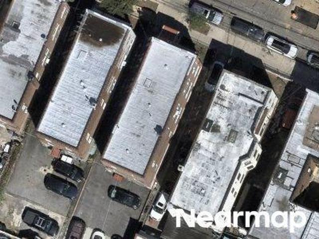 House for sale in The Bronx, Arverne