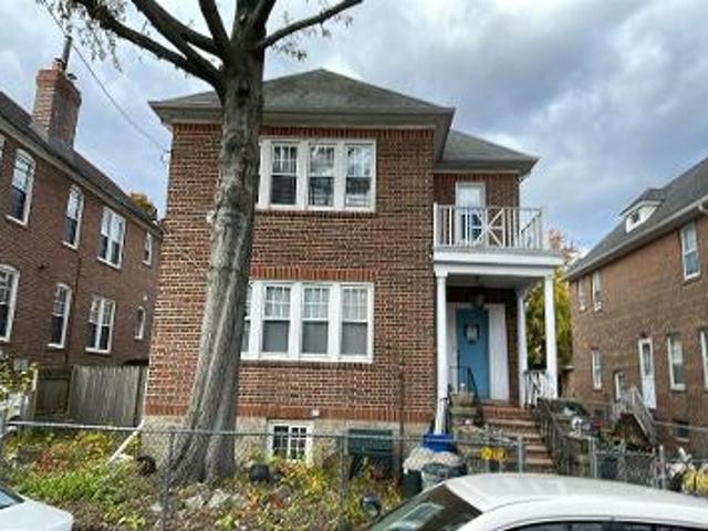 House for sale in Bronx, New York
