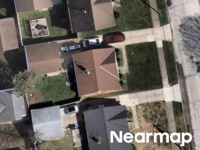 House for sale in Noble Lawn, Euclid