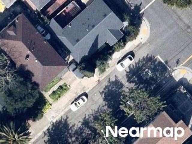 Condo for sale in Oakland, California