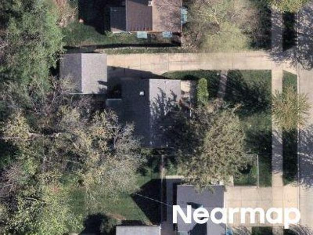 House for sale in The Vista, Euclid