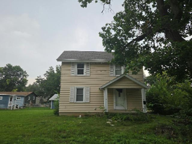 House for sale in Whiteside, Illinois