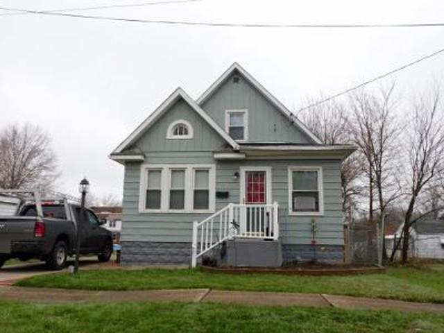 House for sale in Erie