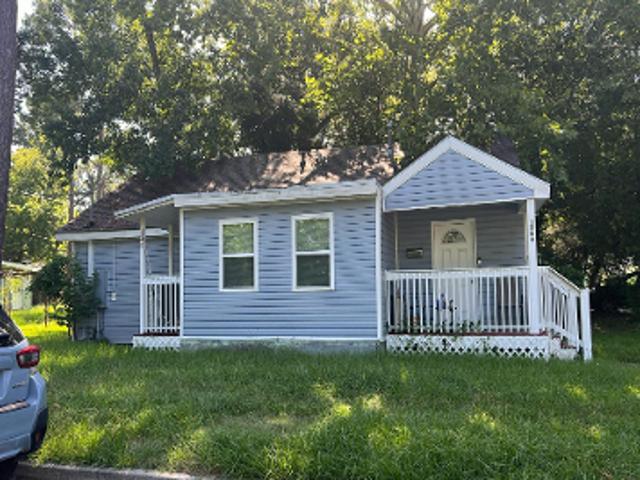 House for sale in Savannah, Georgia