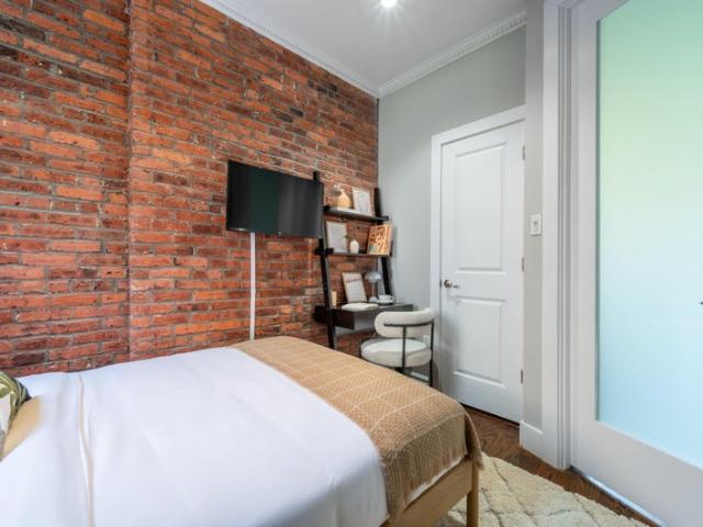 Room for rent in Arverne, New York