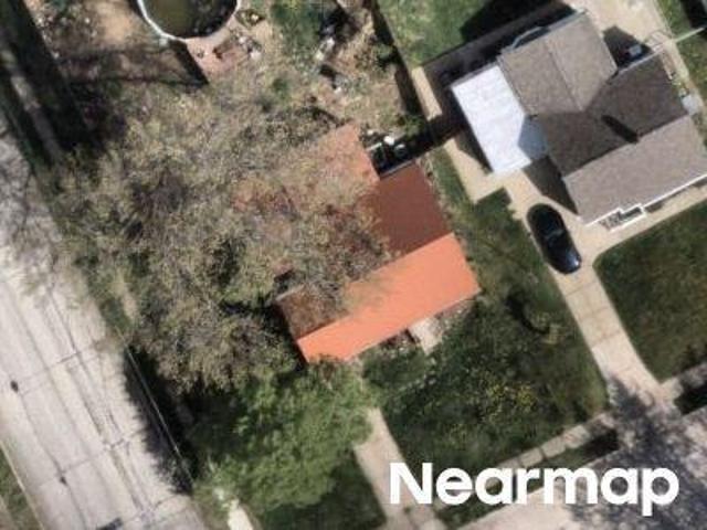 House for sale in South East Hills, Erie