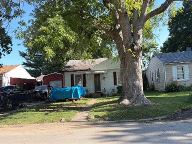 House for sale in Anderson, Indiana