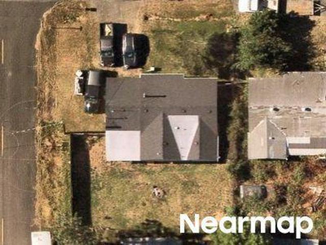 House for sale in Lowell