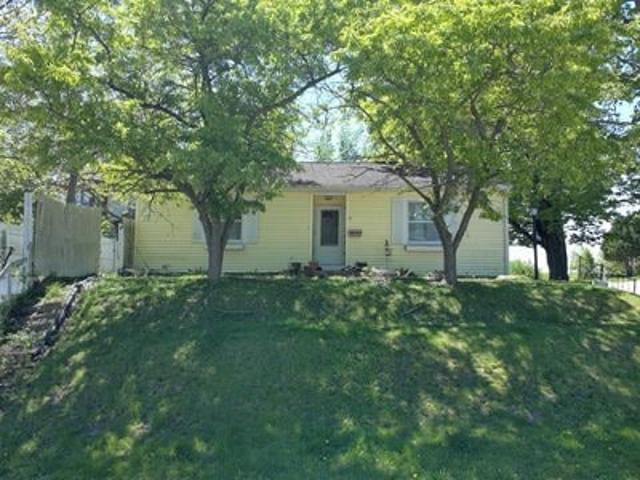 House for sale in Anamosa, Iowa