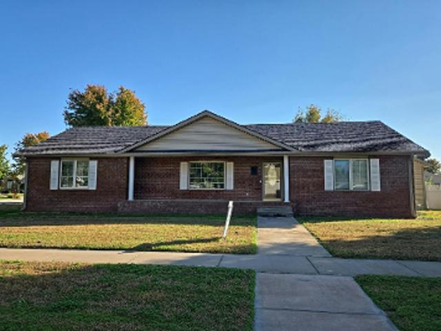 House for sale in Hutchinson, Reno County