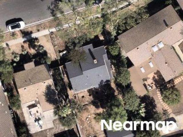 House for sale in Long Beach, California