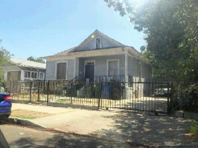 House for sale in Canoga Park, California