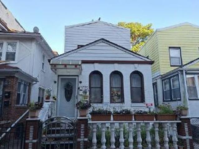 House for sale in Arverne, New York