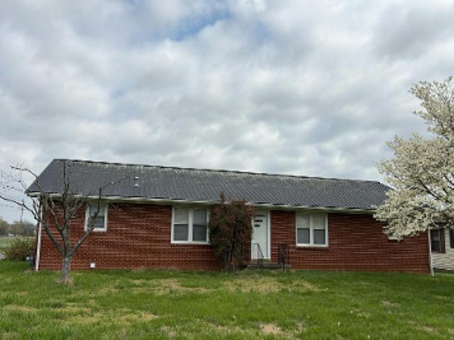 House for sale in Oakland, Kentucky