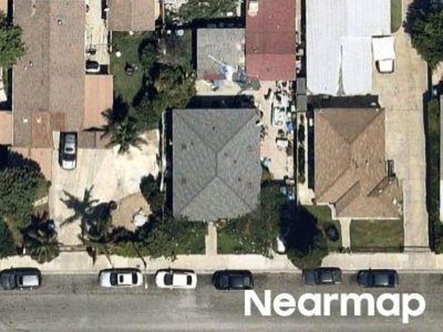 House for sale in Long Beach, California