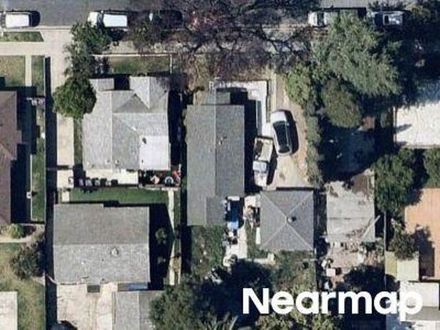 House for sale in Long Beach