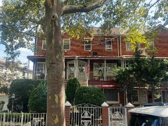 House for sale in Arverne, New York
