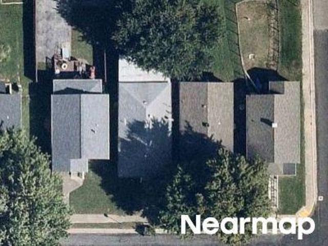 House for sale in Roxana, Madison County