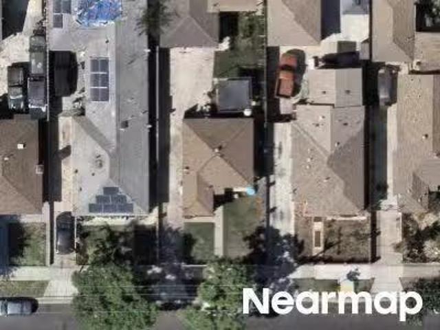 House for sale in Long Beach