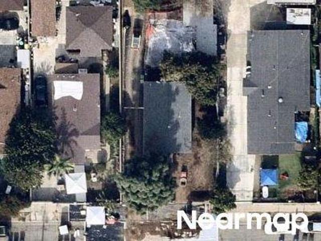 House for sale in East Los Angeles, Canoga Park