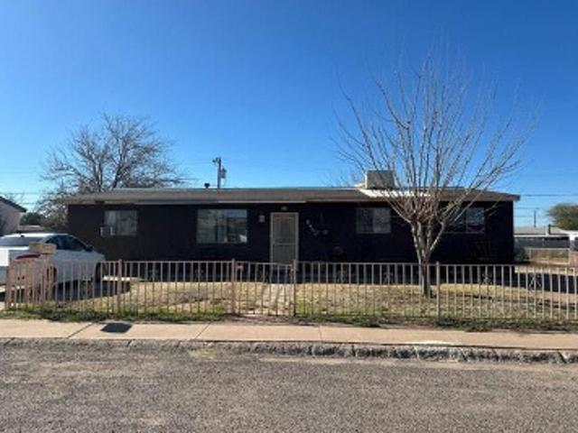 House for sale in Douglas, Cochise County