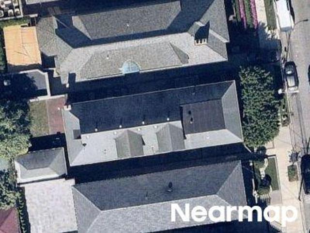 House for sale in Brooklyn, Arverne